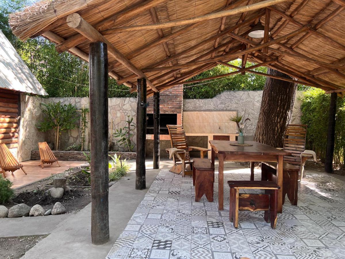 Los Platanos Cabanas & Suites Moreno Exterior photo