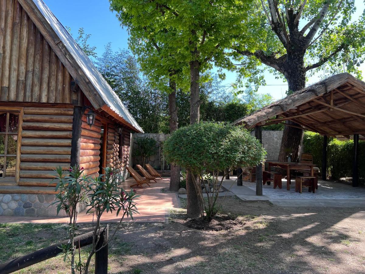 Los Platanos Cabanas & Suites Moreno Exterior photo